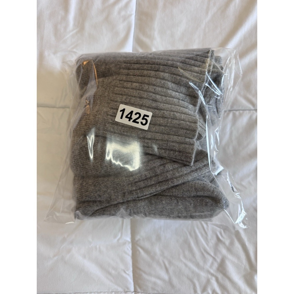 Athleta Vital Sweater Womens Oversized XS Gray Knit V Neck Soft Sweater EUC - Picture 8 of 8